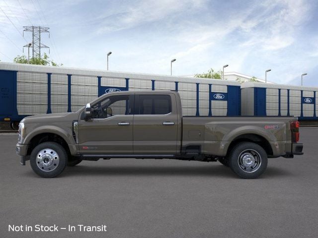 2026 Ford Super Duty F-450 DRW Platinum DRW