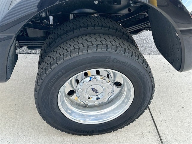 2026 Ford Super Duty F-450 DRW Platinum