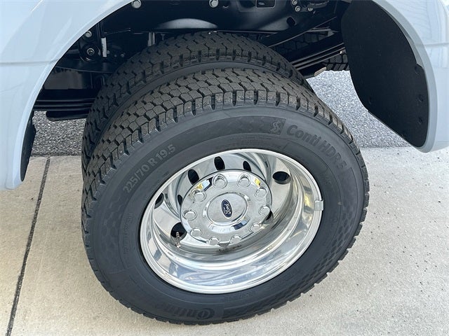 2026 Ford Super Duty F-450 DRW Platinum