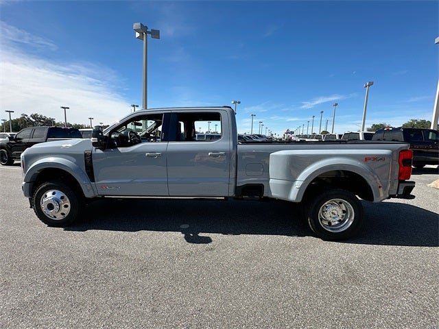 2026 Ford Super Duty F-450 DRW Platinum