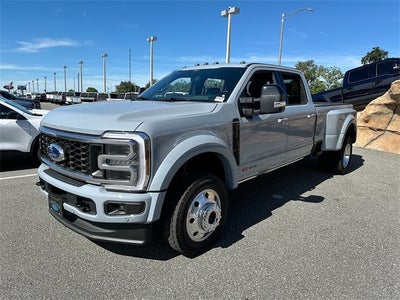 2026 Ford Super Duty F-450 DRW Platinum