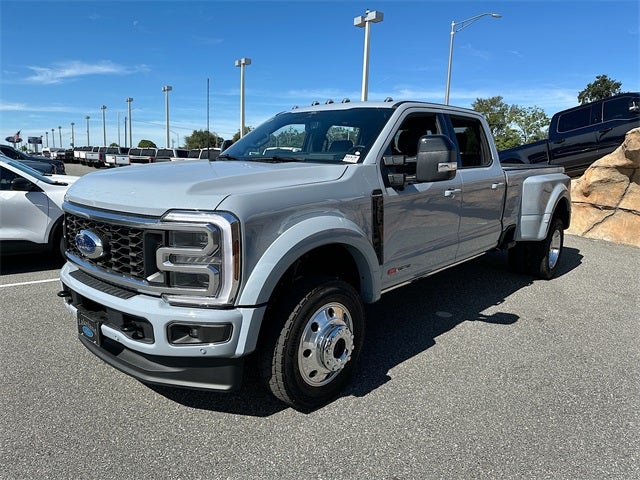 2026 Ford Super Duty F-450 DRW Platinum