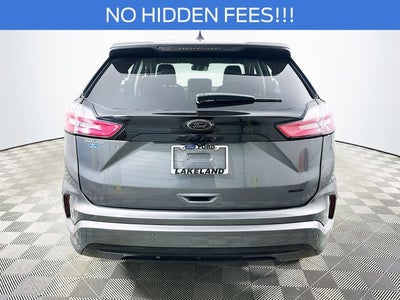 2022 Ford Edge SE