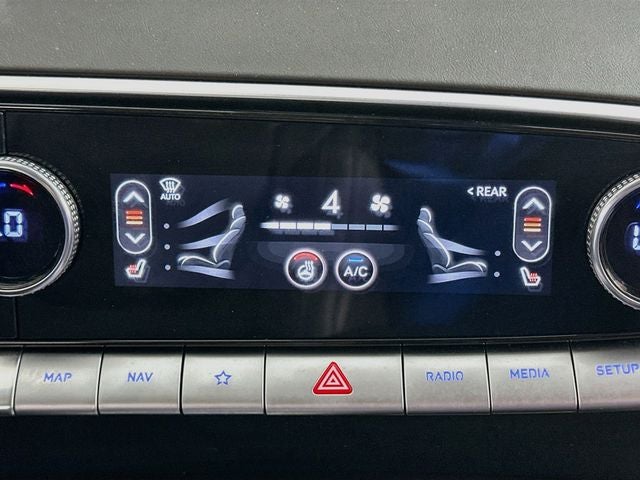 2024 Genesis GV70 2.5T
