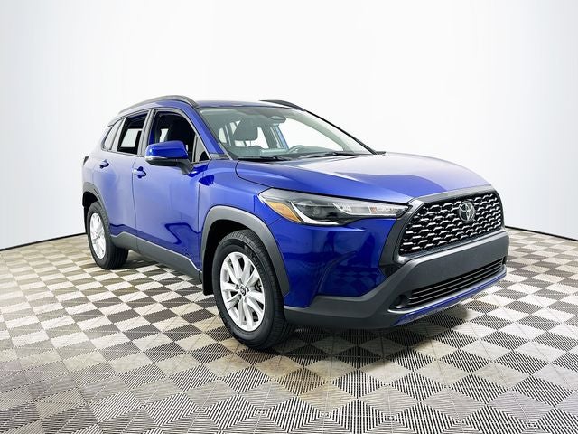 2024 Toyota Corolla Cross LE