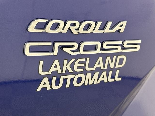 2024 Toyota Corolla Cross LE