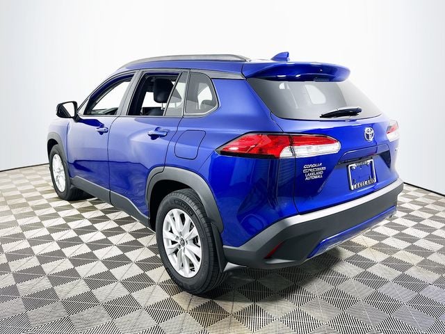 2024 Toyota Corolla Cross LE