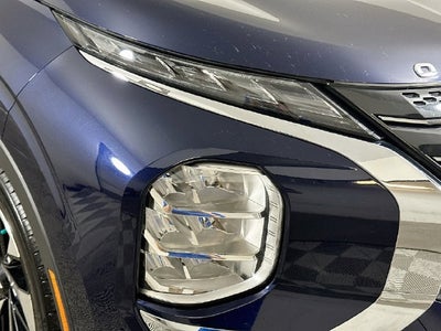 2023 Mitsubishi Outlander SE