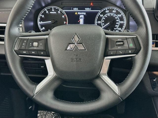 2024 Mitsubishi Outlander SE Black Edition