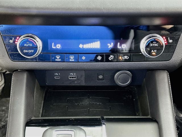 2024 Mitsubishi Outlander SE Black Edition