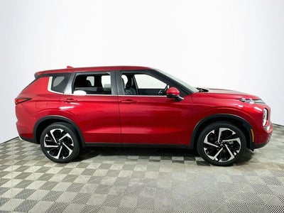 2024 Mitsubishi Outlander SE Black Edition
