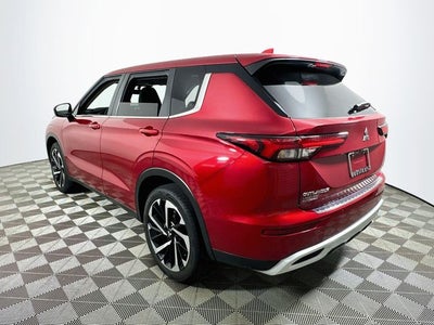 2024 Mitsubishi Outlander SE Black Edition