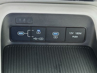 2025 Hyundai Kona SE