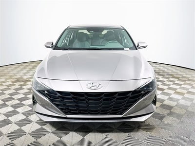 2023 Hyundai Elantra SE