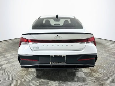2025 Hyundai Elantra SEL Sport