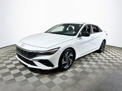 2025 Hyundai Elantra SEL Sport