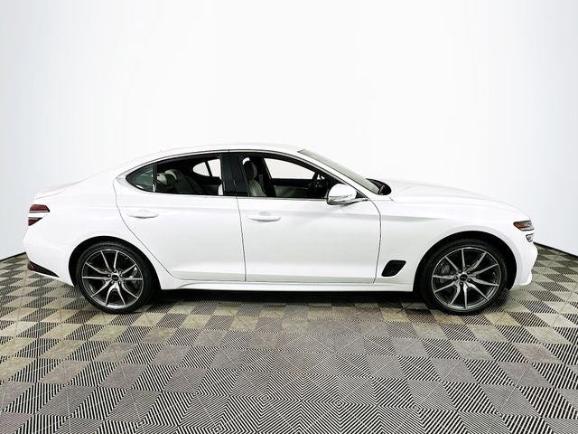 2025 Genesis G70 2.5T
