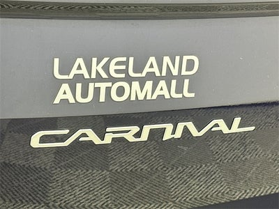 2024 Kia Carnival LX