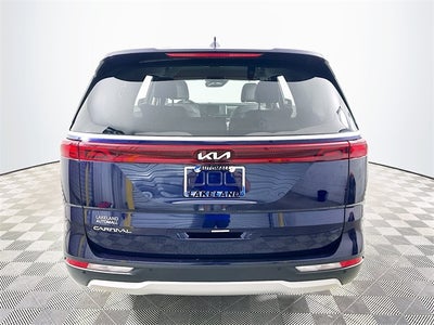 2024 Kia Carnival LX