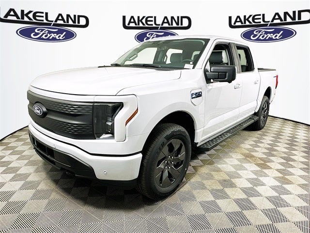 2025 Ford F-150 Lightning Flash