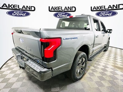 2025 Ford F-150 Lightning Flash