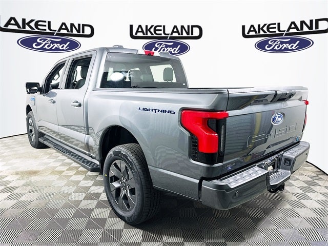 2025 Ford F-150 Lightning Flash