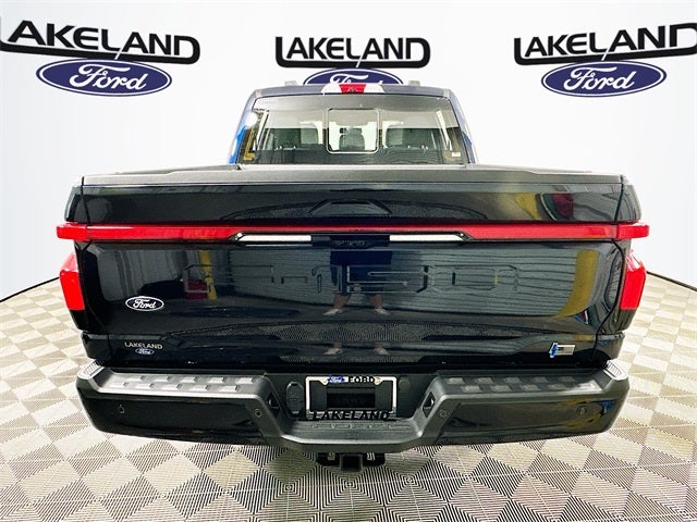 2025 Ford F-150 Lightning Lariat