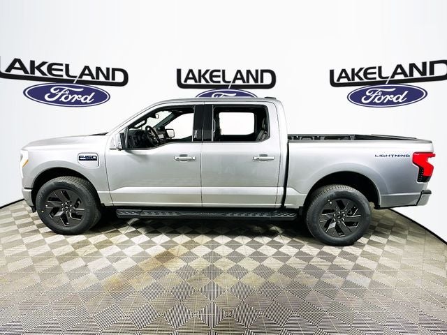 2025 Ford F-150 Lightning Lariat